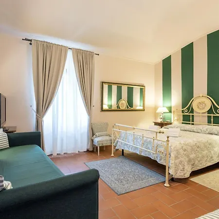 Casa D'ambra Hotel *